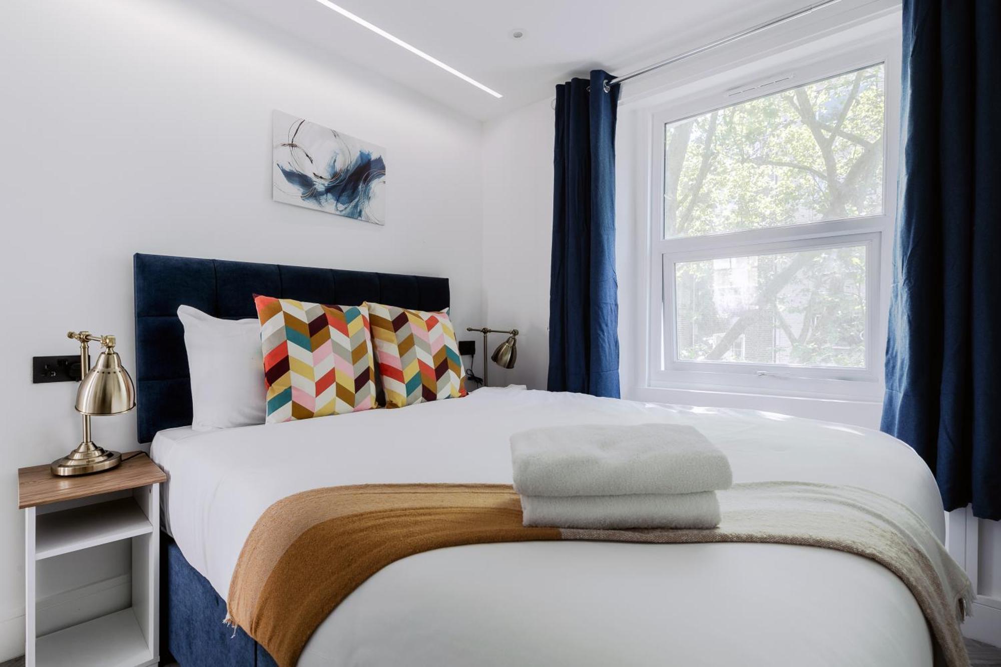 Comfortable Apartments Near Harrods London Exterior photo