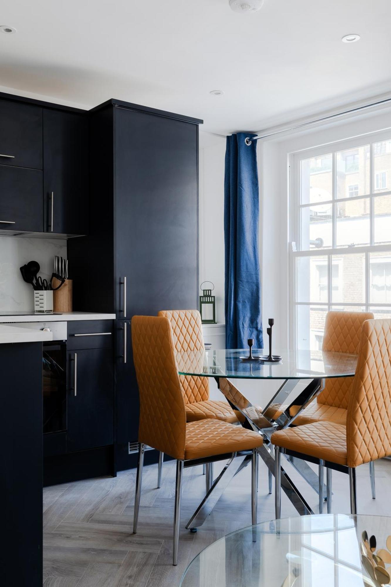 Comfortable Apartments Near Harrods London Exterior photo