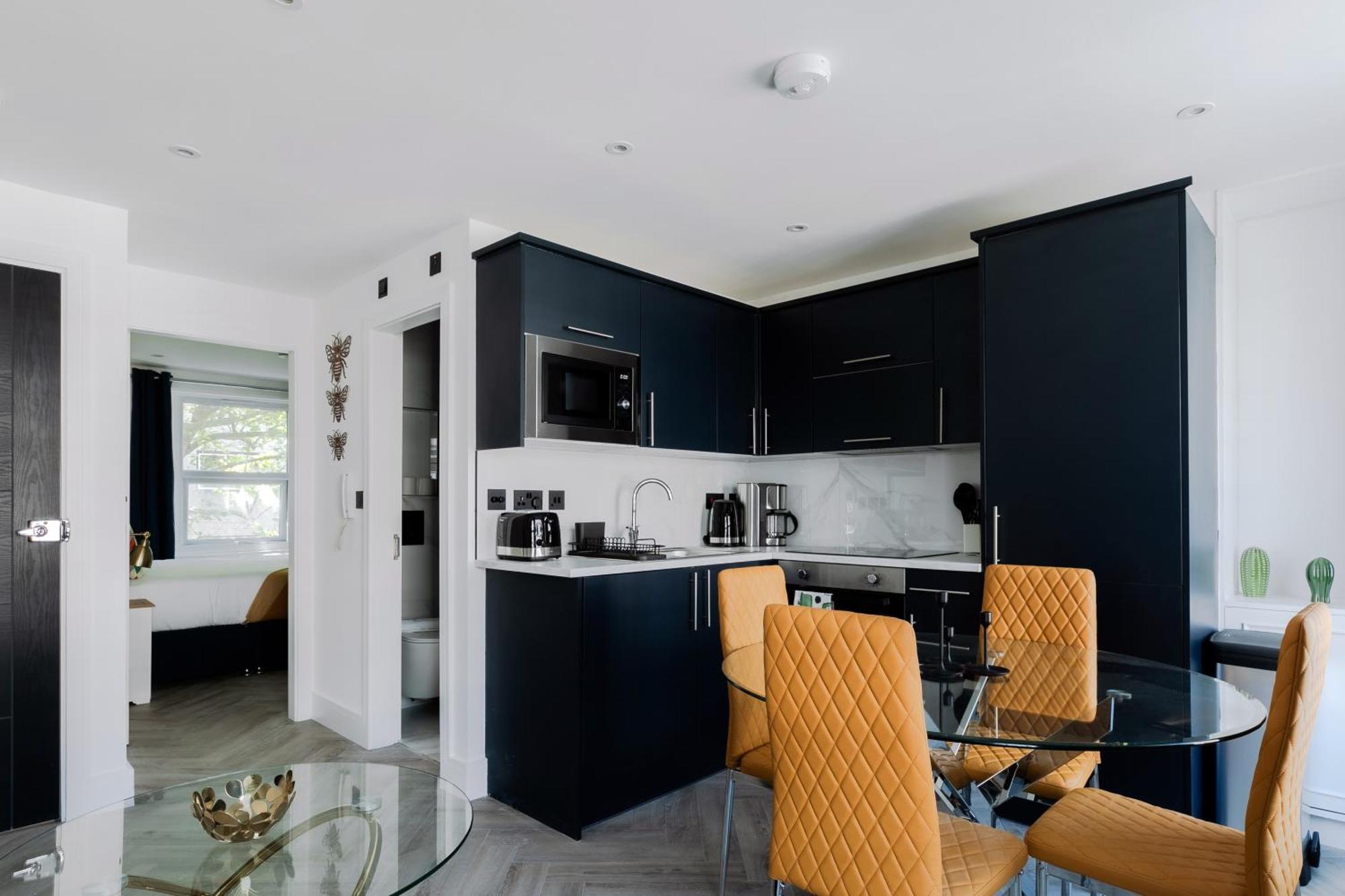 Comfortable Apartments Near Harrods London Exterior photo